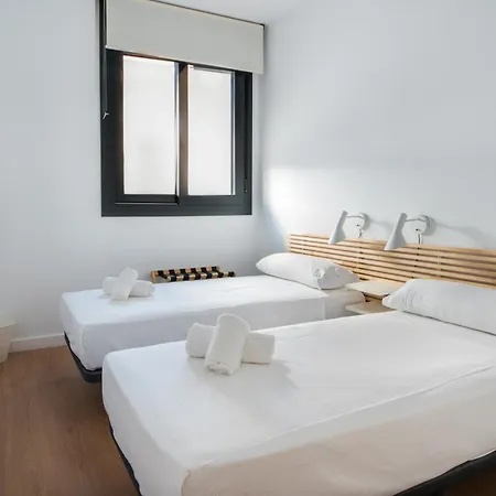 Cozy Modern Flat Terrace 2 Bedrooms 2 Bathrooms Apartment